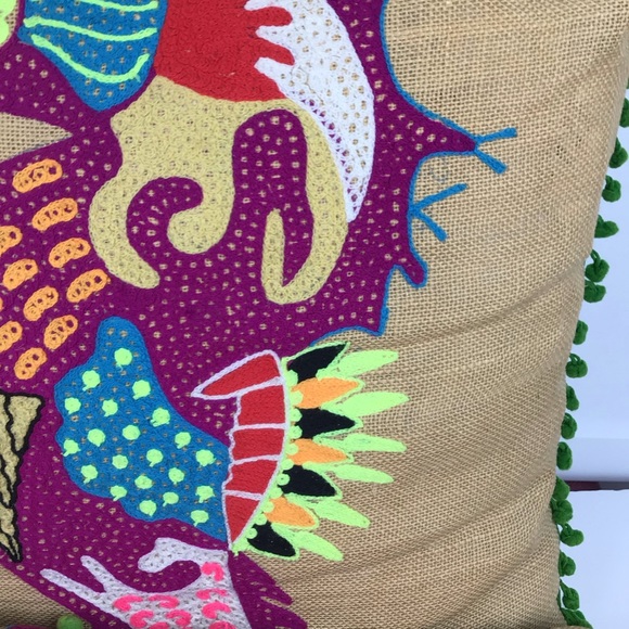 Tropical bright embroidered seahorse pillow covers/burlap with Pom fring-2pc set - Picture 15 of 16